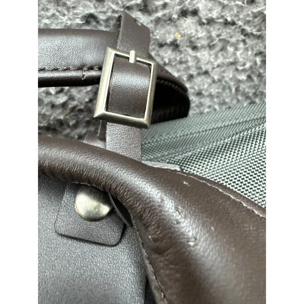 NWD Tumi Compact Large Screen Laptop‎ Brief Bag Black 13.5